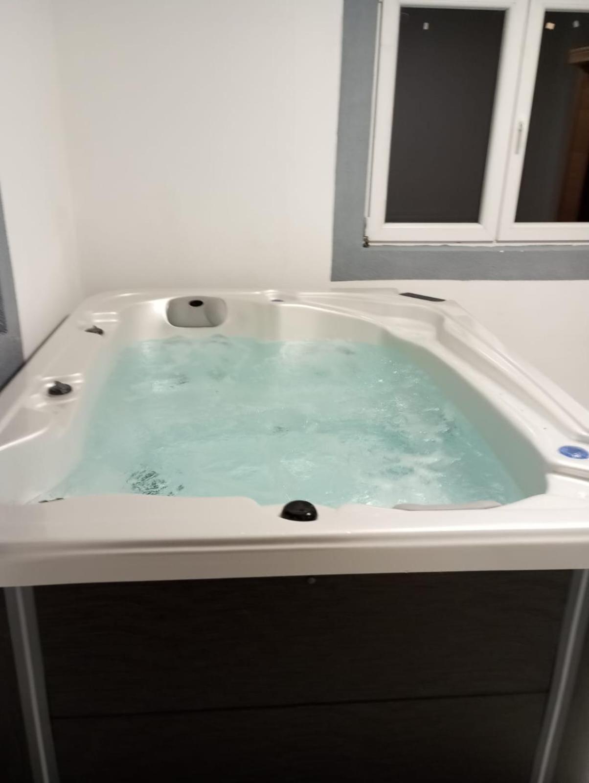 Apartman Vedro Polje Gospić Kültér fotó